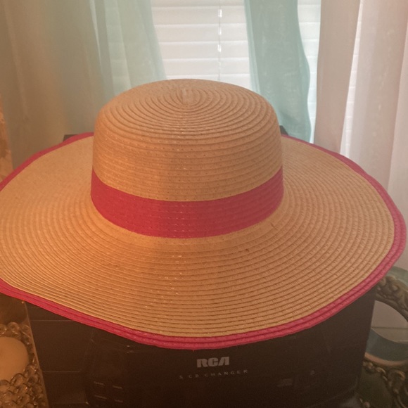 Summer hat - Picture 2 of 4